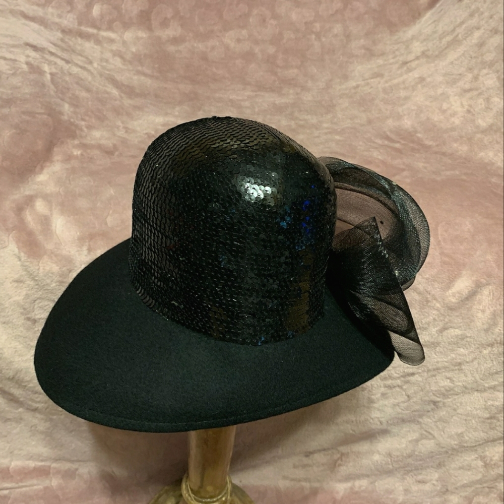 Church hat - Picture 3 of 3